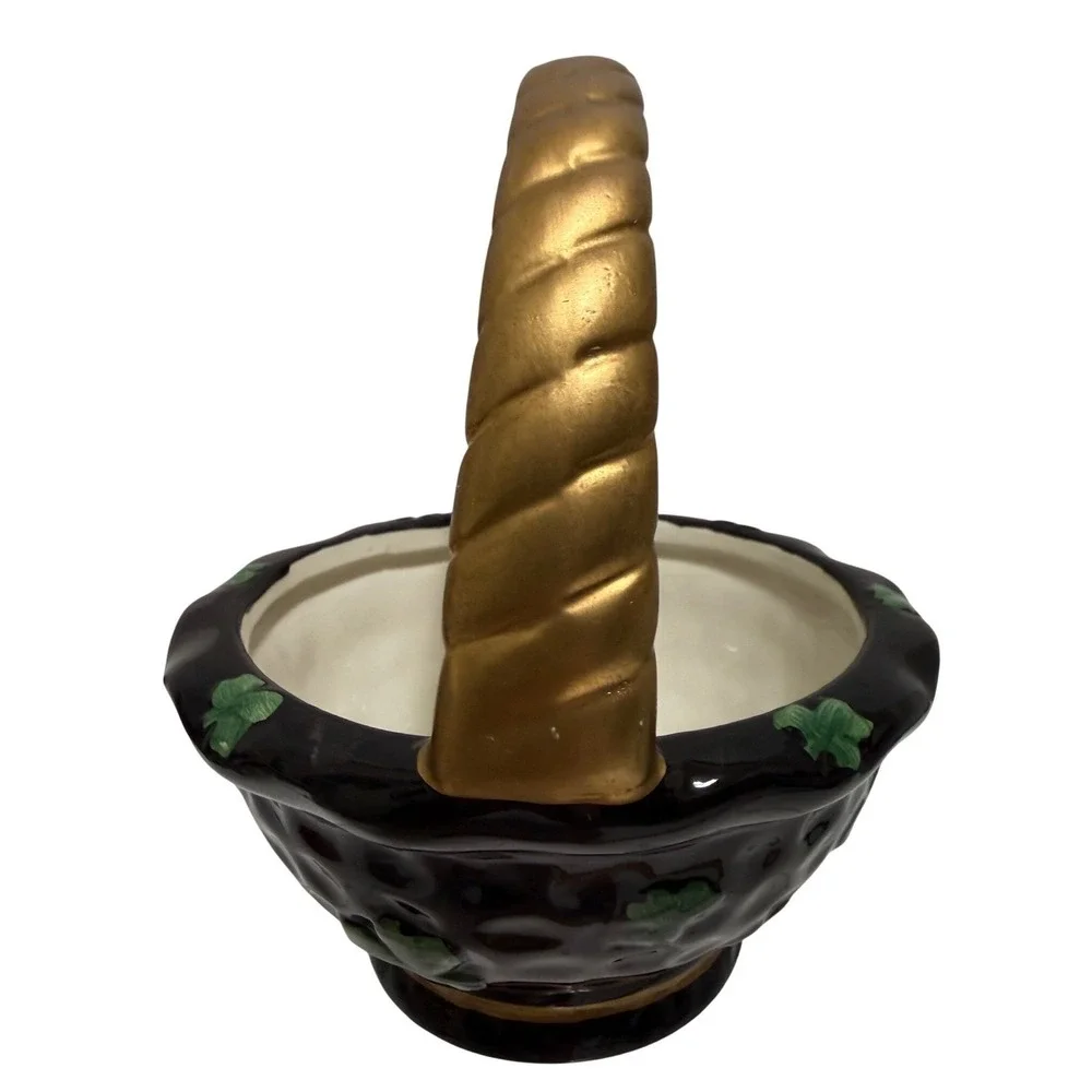 Vintage‎ Shamrock Basket Bowl Gold Twisted Handle Irish Cottage Decor